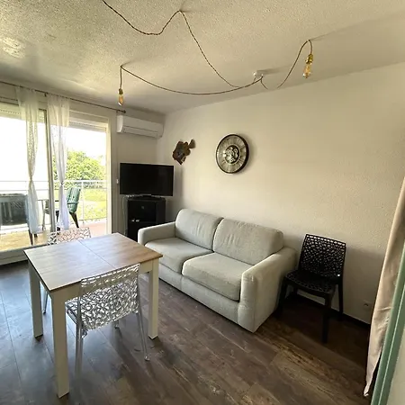 4 Personnes Avec Climatisation Et Parking - Fr-1-837-20